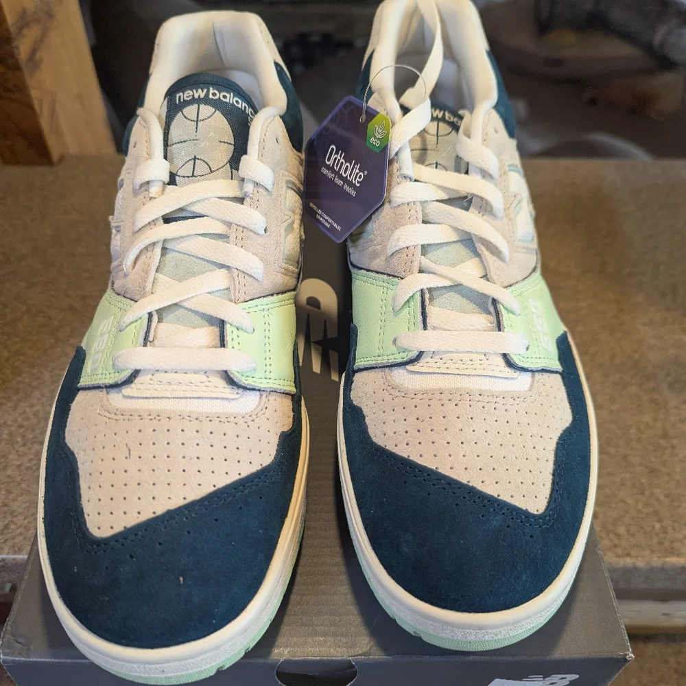 New Balance Men's 550 Suede Sneakers in Mint, Navy & Cream - Picture 2 of 5